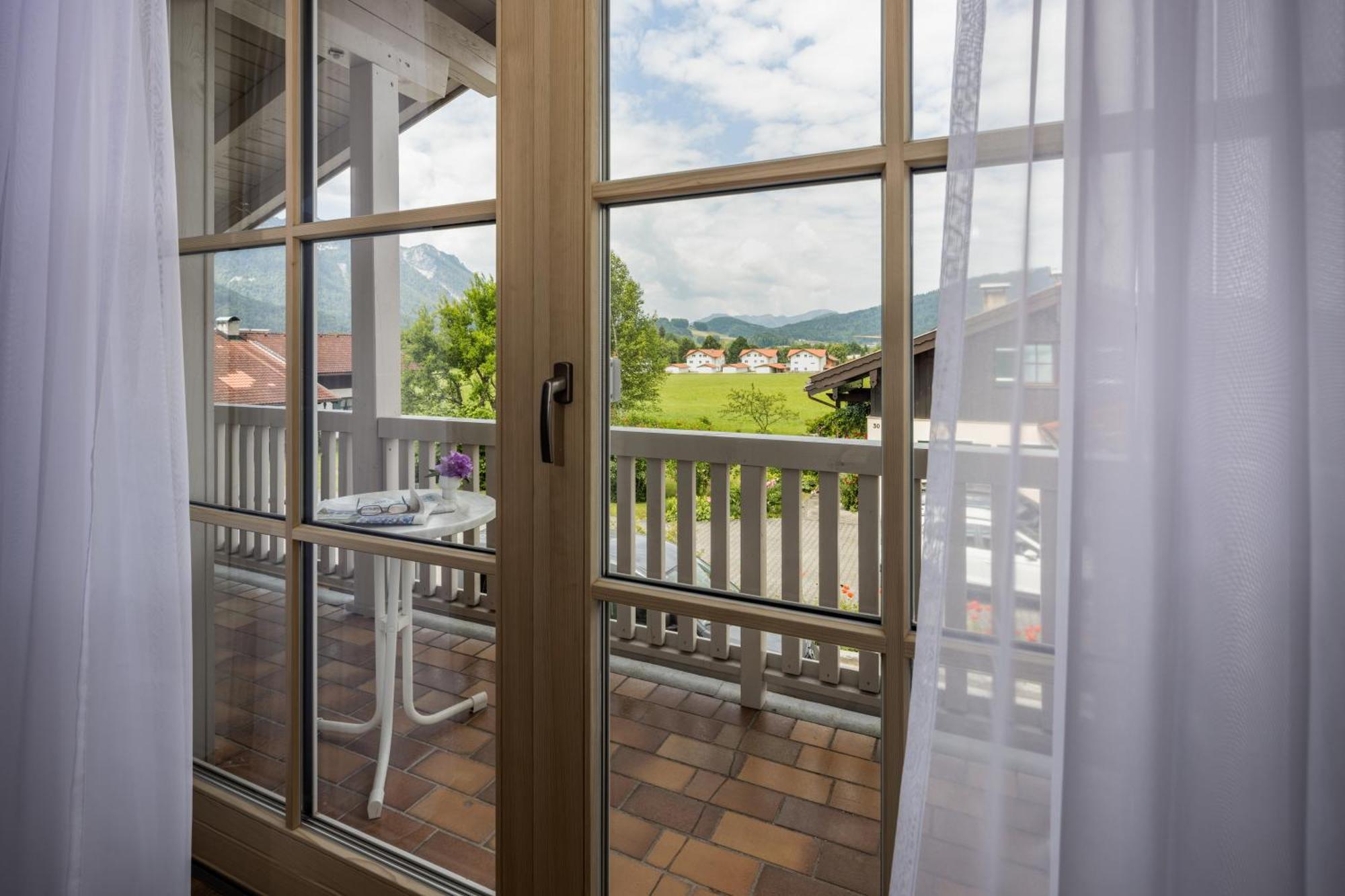 Hubertus Appartements Інцель Екстер'єр фото